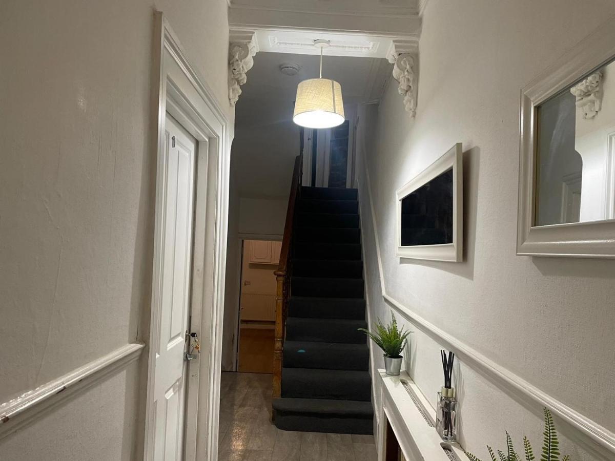 Balham, South Spacious 3 Quarto em Acomodações Particulares Londres